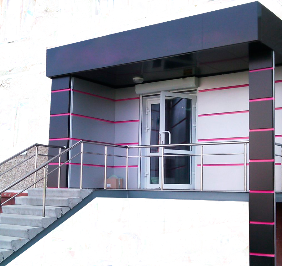 Входная группа нежилого помещения в г Архангельск